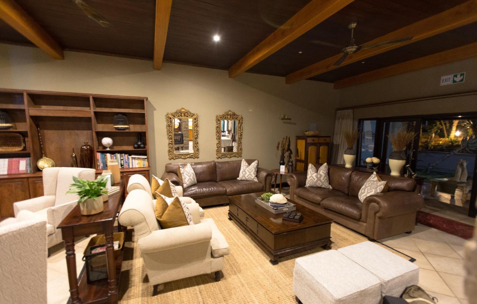 Swartberg Private Game Lodge Oudtshoorn Extérieur photo
