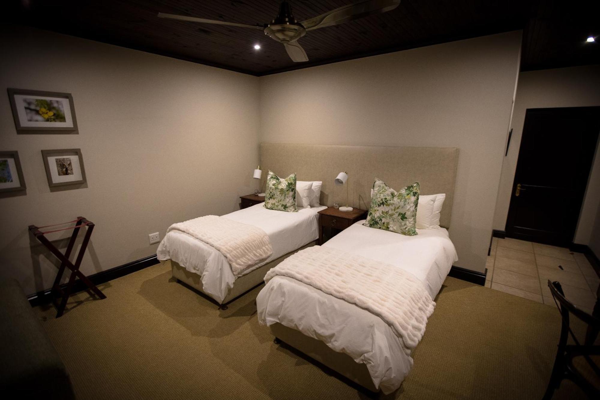Swartberg Private Game Lodge Oudtshoorn Extérieur photo